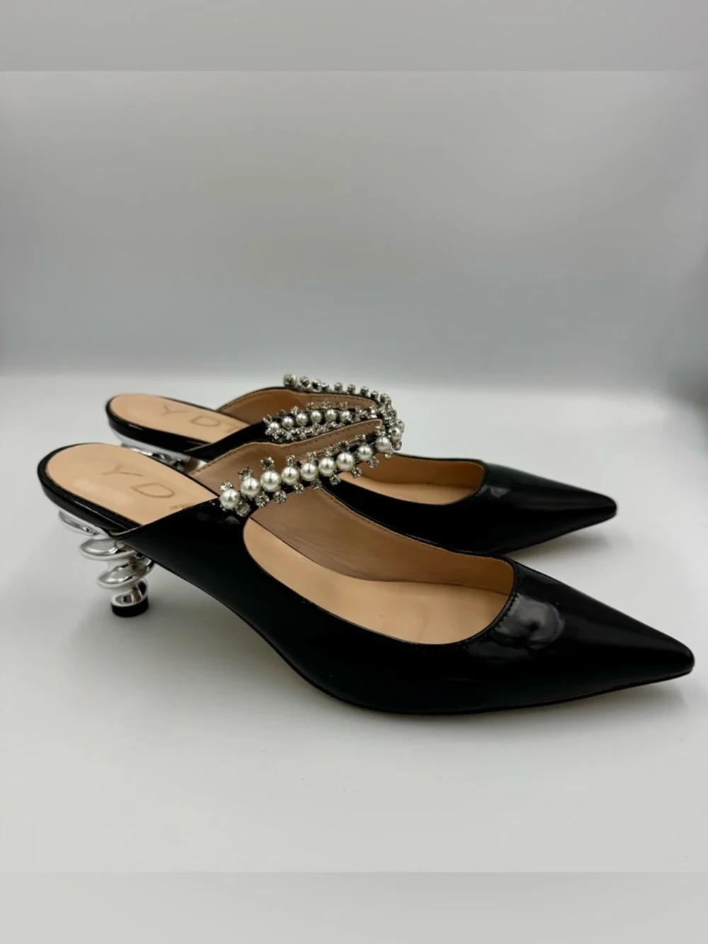 YDN Black Patent Leather Pearl Embellished Mules Spiral Sculptural Heel Size 9